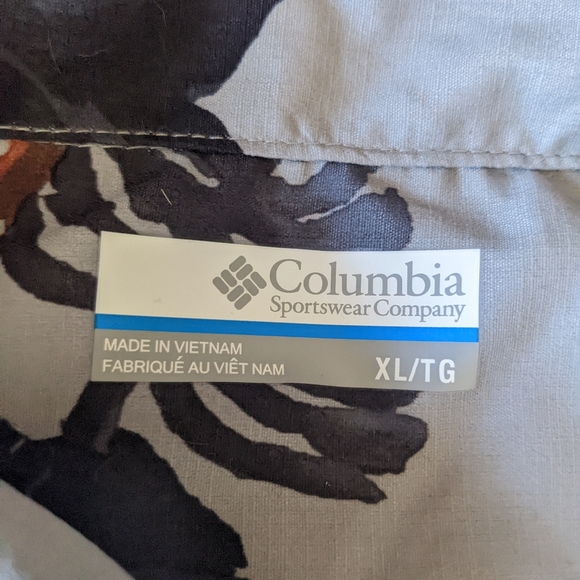 New condition XL Columbia Hawaiian shirt - Picture 2 of 2